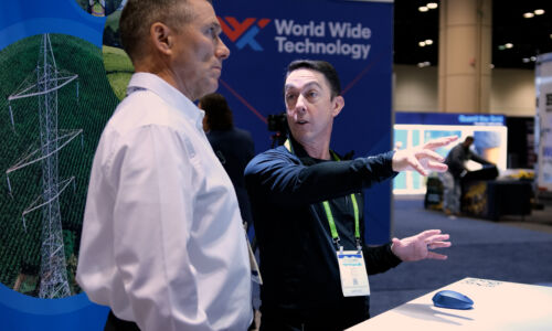 I Hawk demo 00 08 27 26 Still001